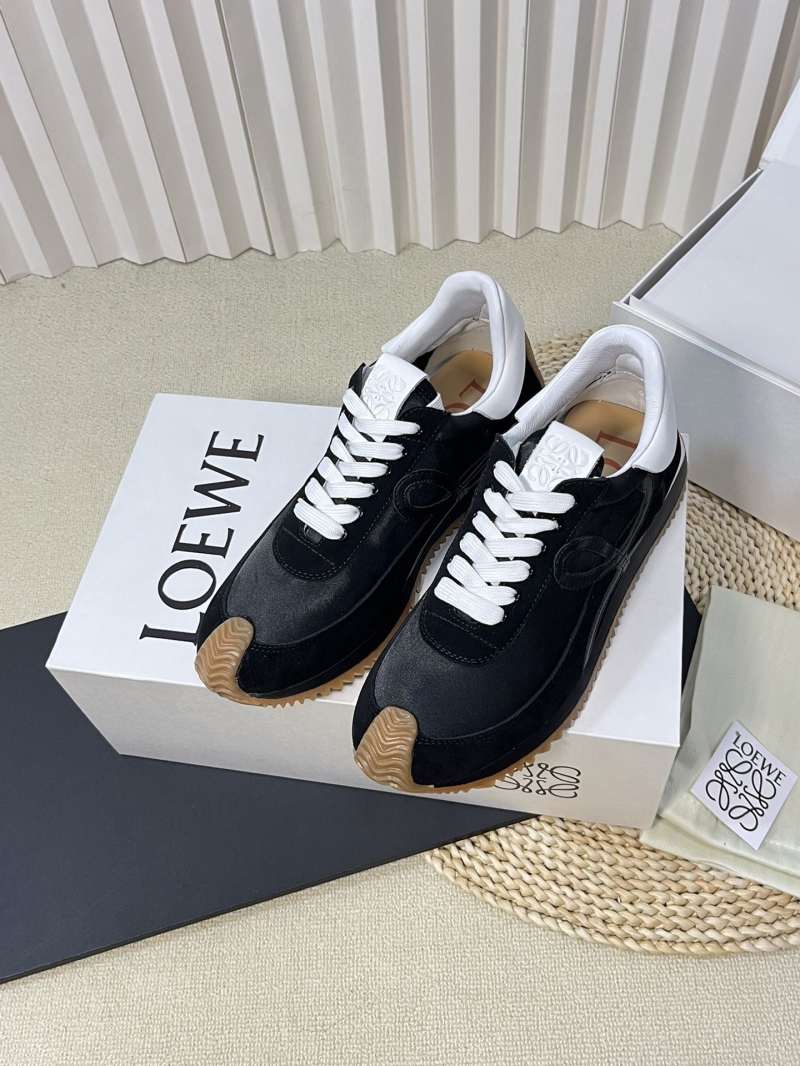 Loewe Sneakers